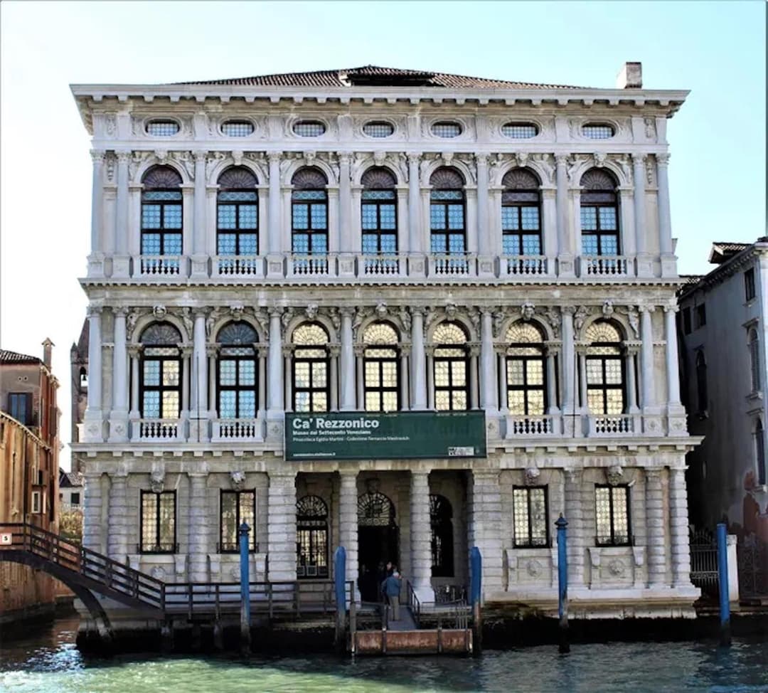 Venetian dream apartment — photo 1 of 1