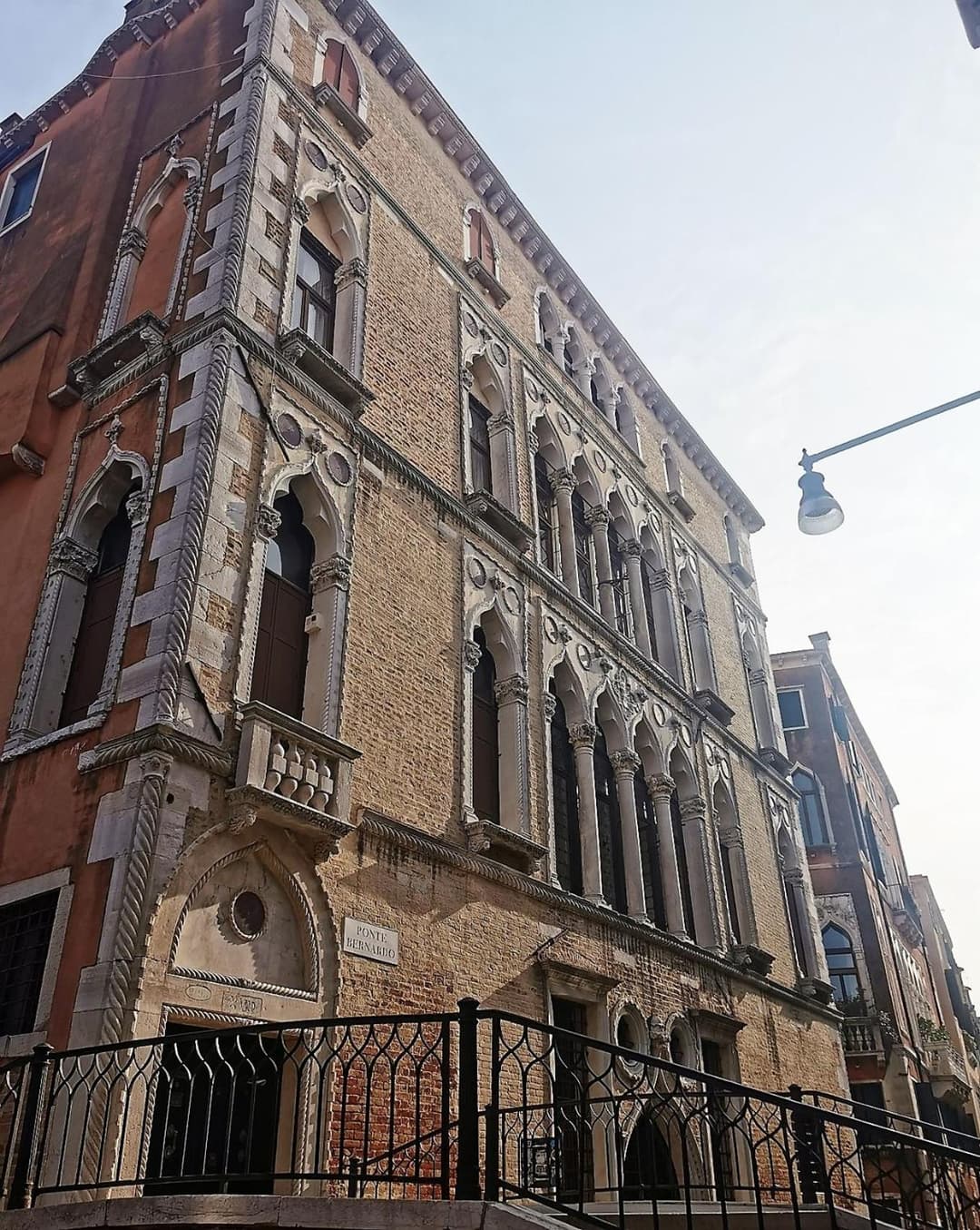 Palazzo Ca' Bernardo By Francesco Molon — photo 1 of 1