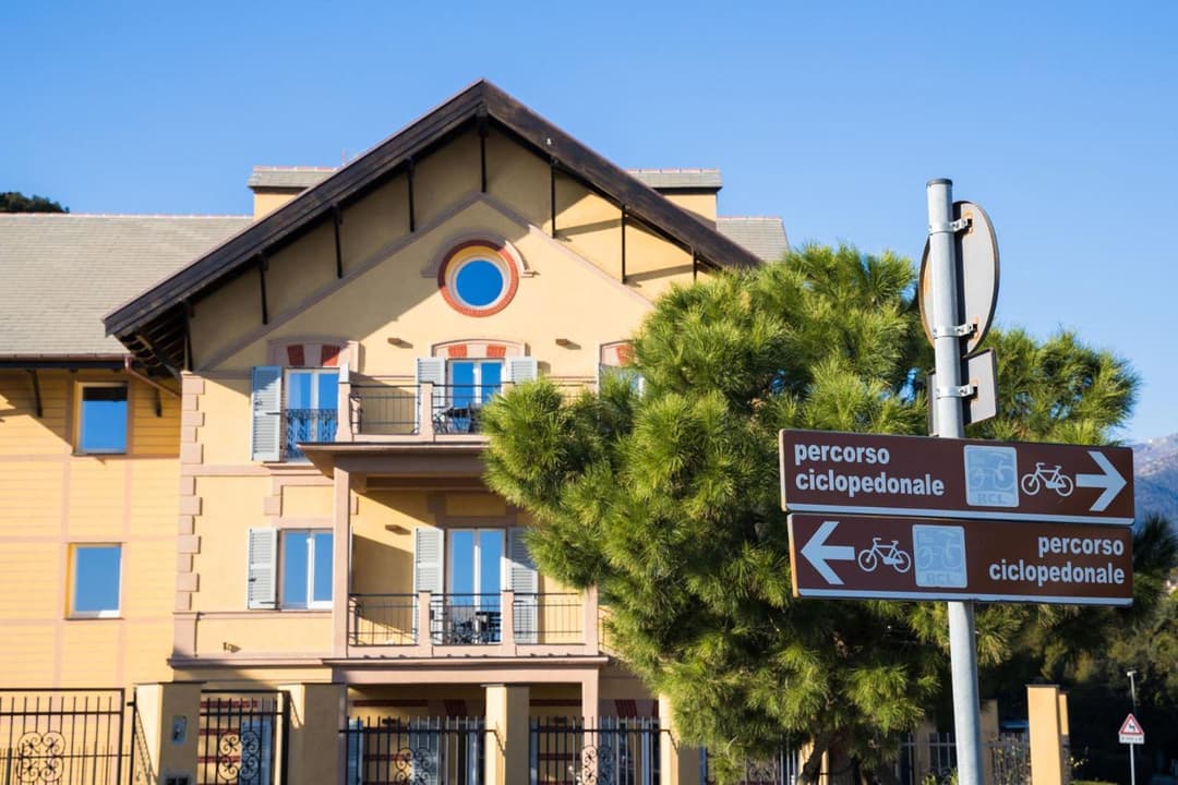 Residence Via Di Francia — photo 1 of 1