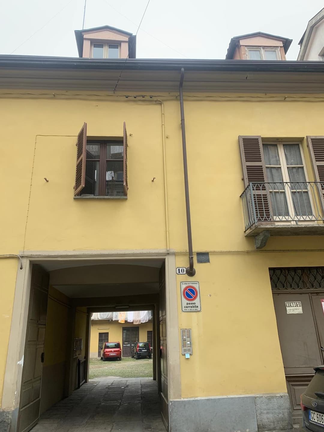 Modern Apartment Piazza Statuto Porta Susa FS — photo 1 of 12