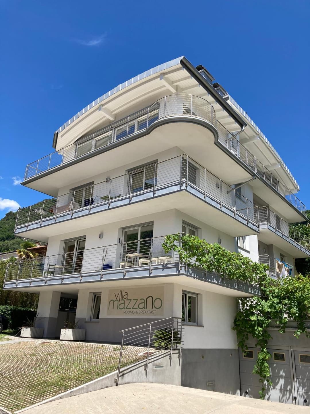 Villa Mazzano — photo 1 of 25