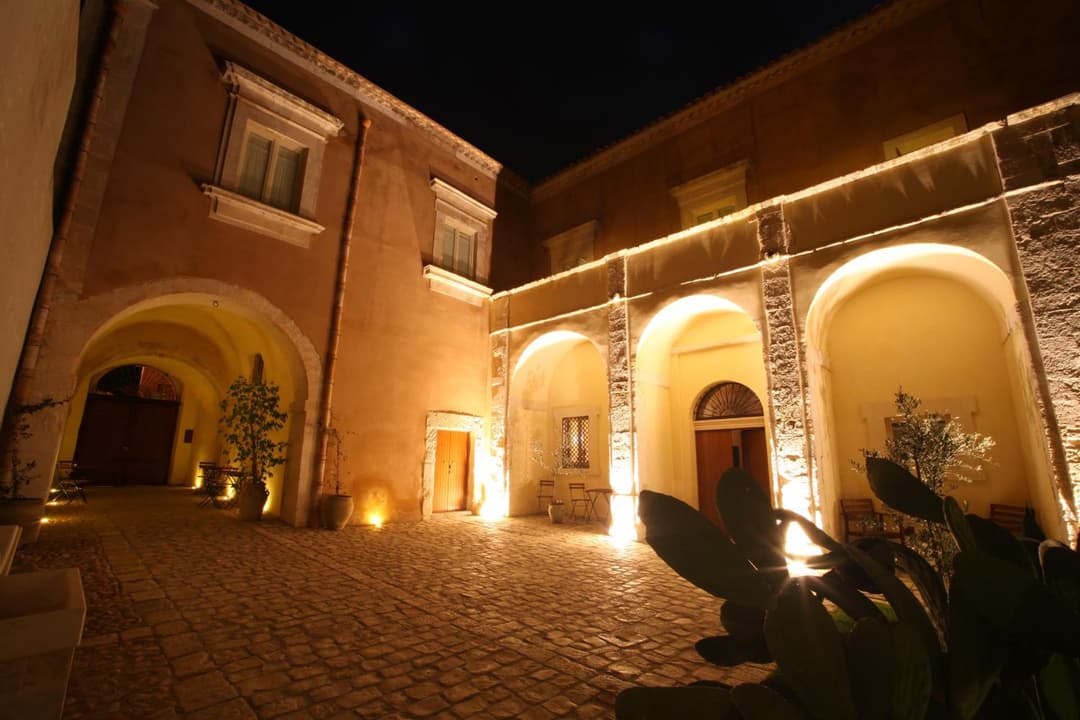 Palazzo Gambuzza — photo 1 of 1
