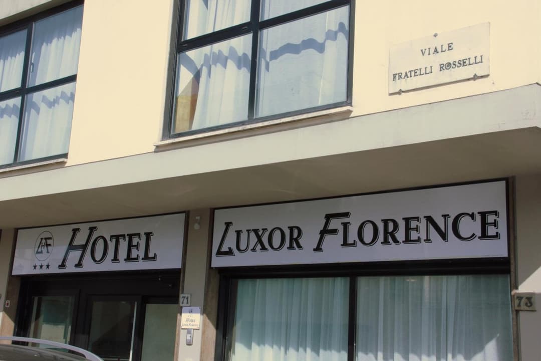 Hotel Luxor Florence — photo 1 of 105