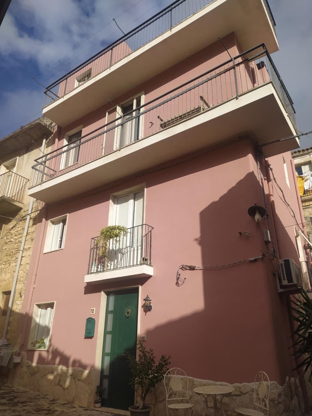 Il terrazzo dei nonni — photo 1 of 1