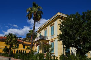 Alaxia Exclusive Apartments