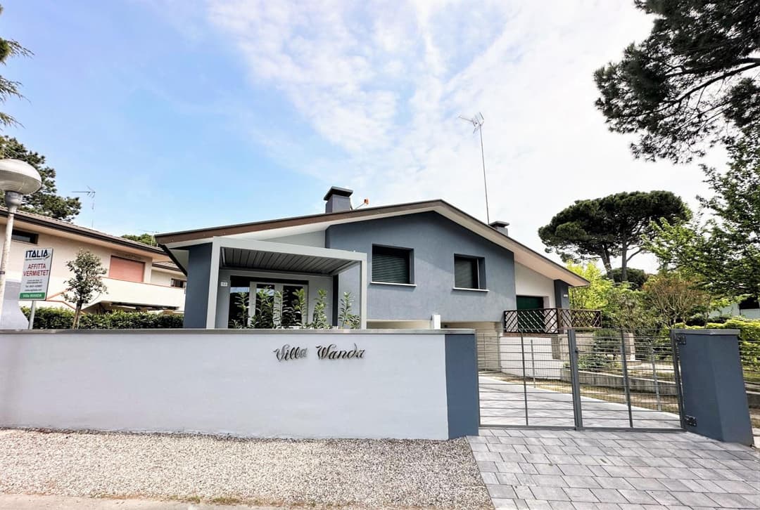 Villa Wanda — photo 1 of 29