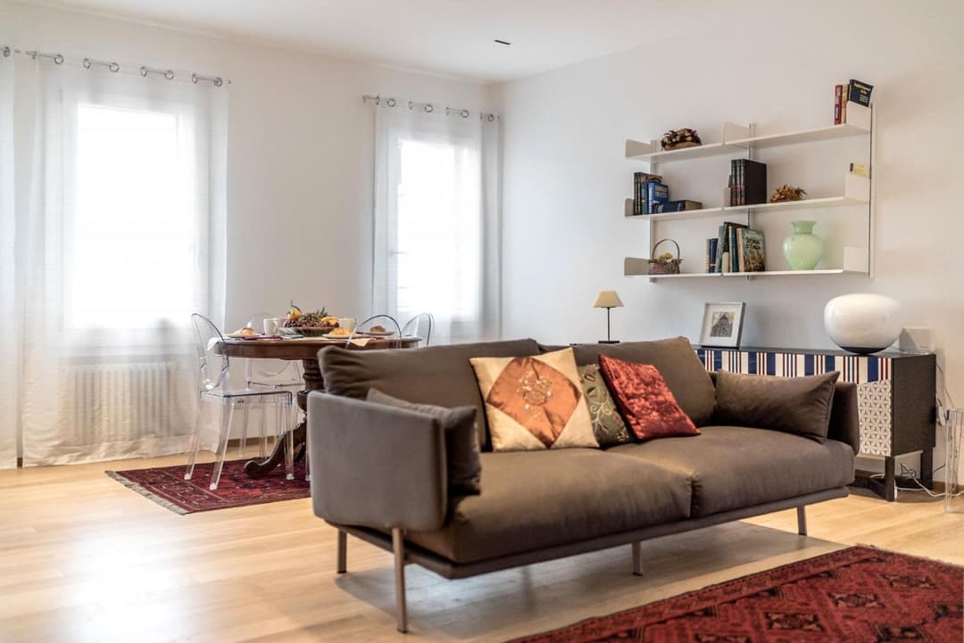 Apt. Venice Modern Style — photo 1 of 1