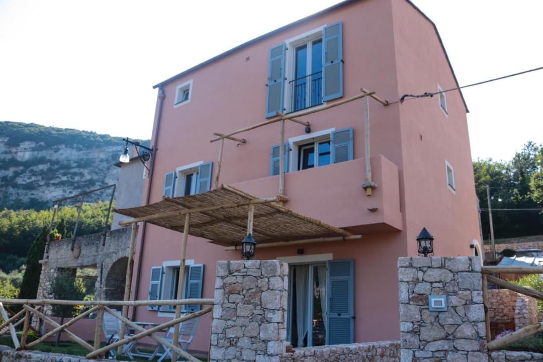 CASA VIRGINIA — photo 1 of 1