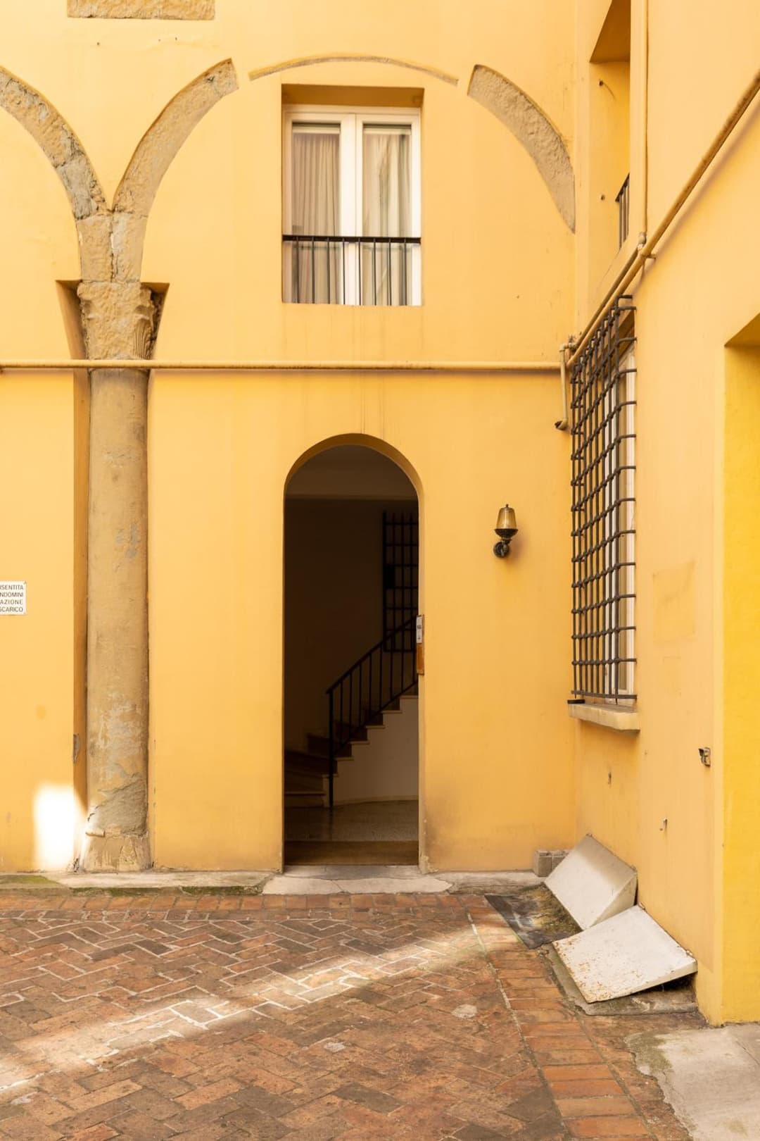 Santo Stefano Elegant Apartment by Wonderful Italy — photo 1 of 1