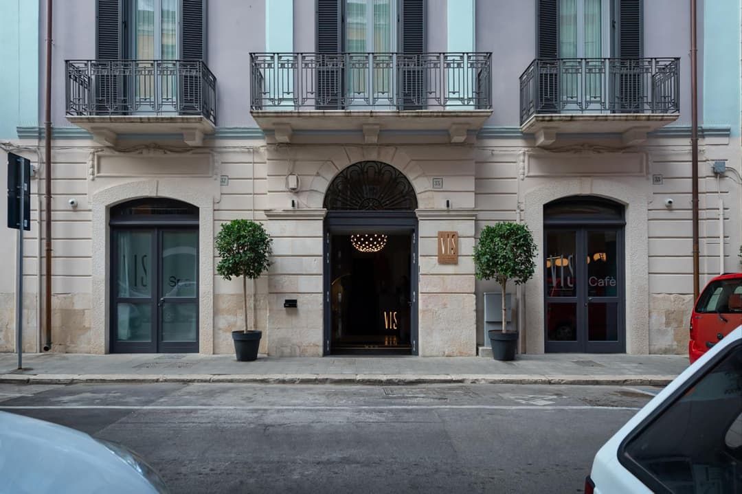 VIS urban suites & spa - Boutique Hotel — photo 1 of 1