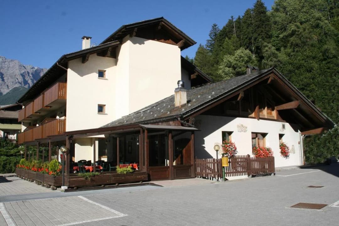 Elga Residence - Relax in Alta Valtellina - Bormio — photo 1 of 44