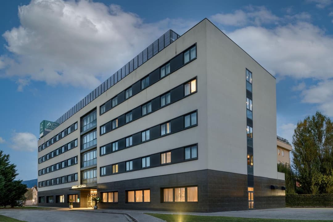 AC Hotel by Marriott Pisa — photo 1 of 50