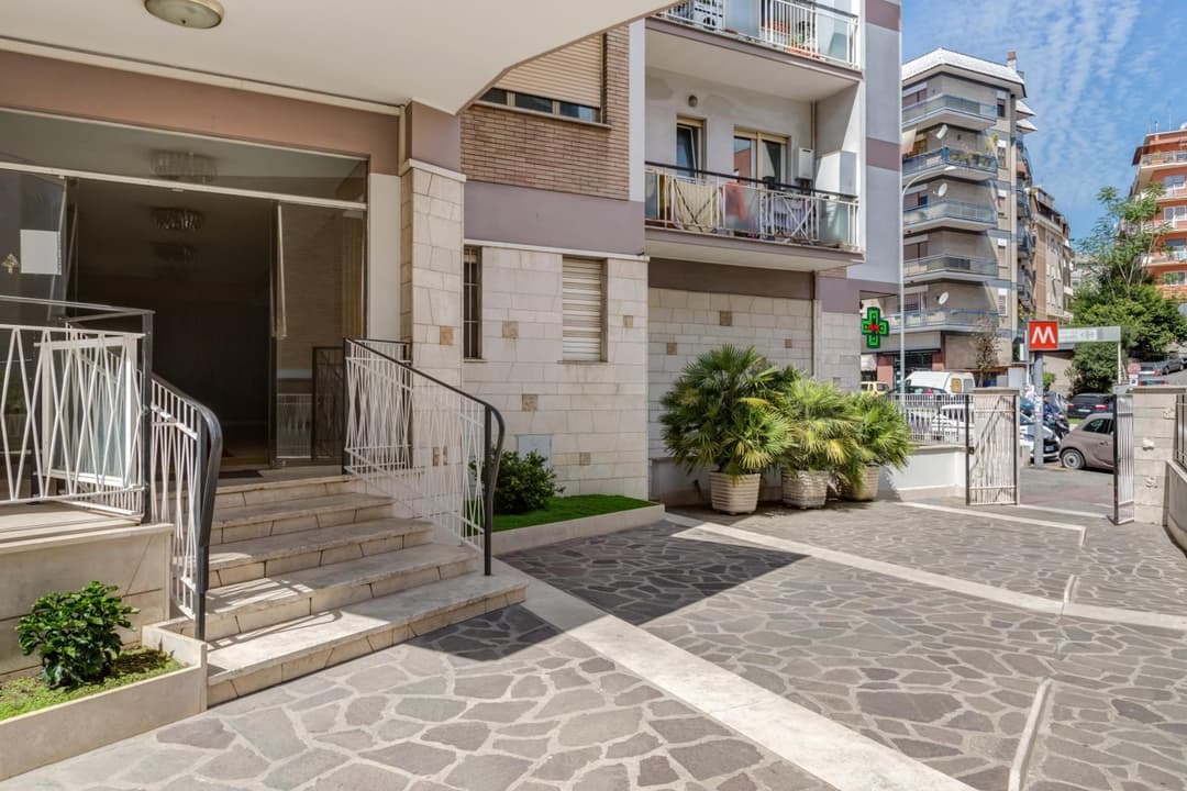 San Pietro Vatican Apartments — photo 1 of 1