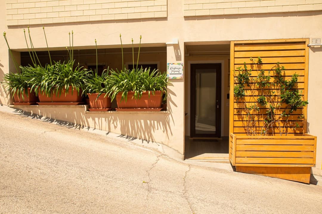 Resilienza Tropical Apartments & Room — photo 1 of 1