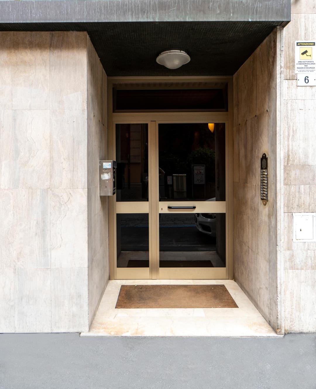 San Pietro House by Studio Vita — photo 1 of 23