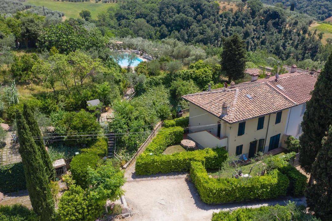 Podere Oliveta - 5 appartamenti con Piscina e Vista — photo 1 of 1
