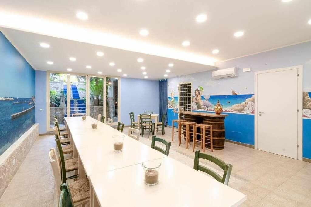 Mediterranean Charm villa con piscina al mare — photo 1 of 1