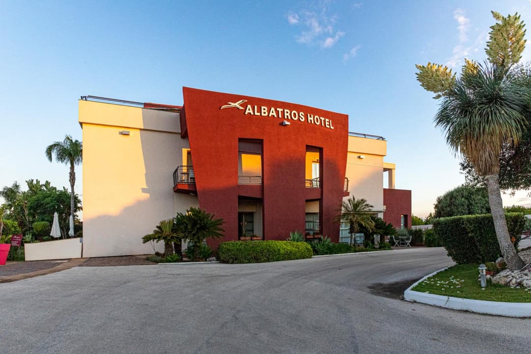 Albatros Hotel — photo 1 of 1