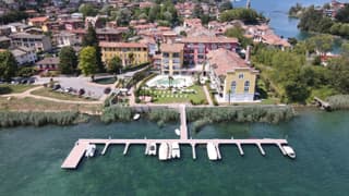 Yachting Residence - Private Dock, Lake Access & SPA