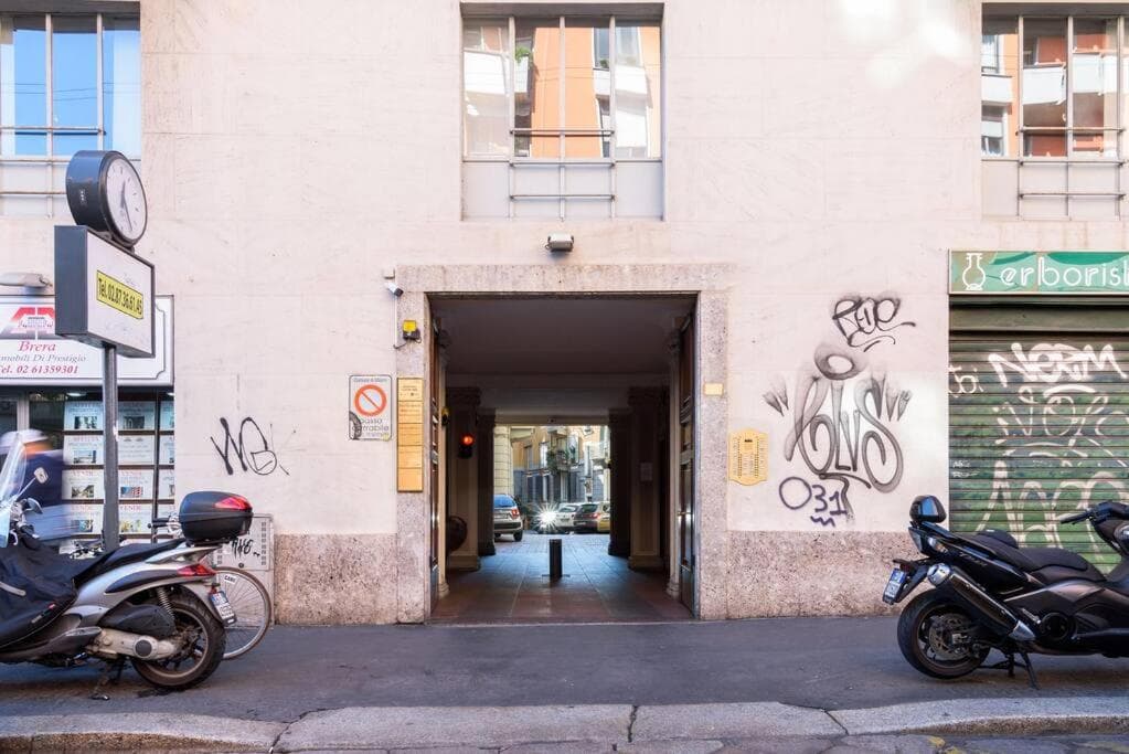 Moscova Flexyrent Apartment — photo 1 of 62