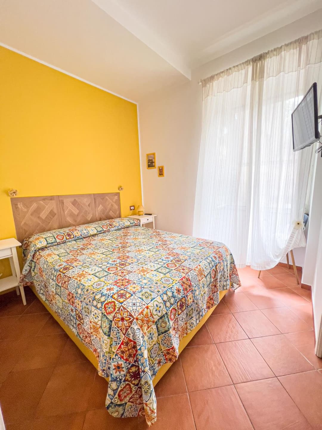 Giallo Napoli — photo 1 of 1