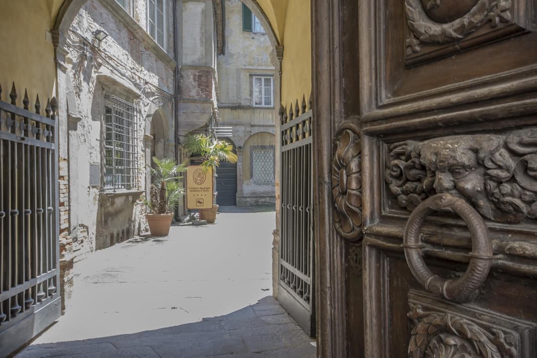 A Palazzo Busdraghi Residenza D'Epoca — photo 1 of 56