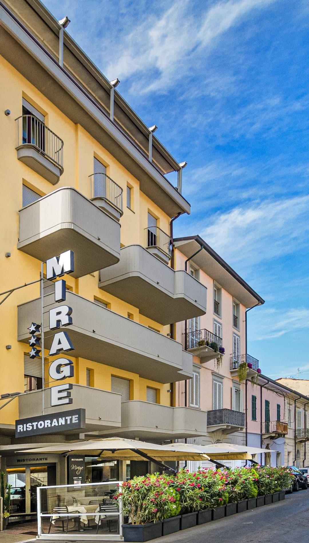 Hotel Mirage — photo 1 of 1