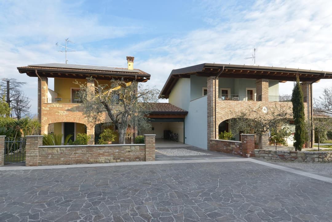 Casa Maria — photo 1 of 65
