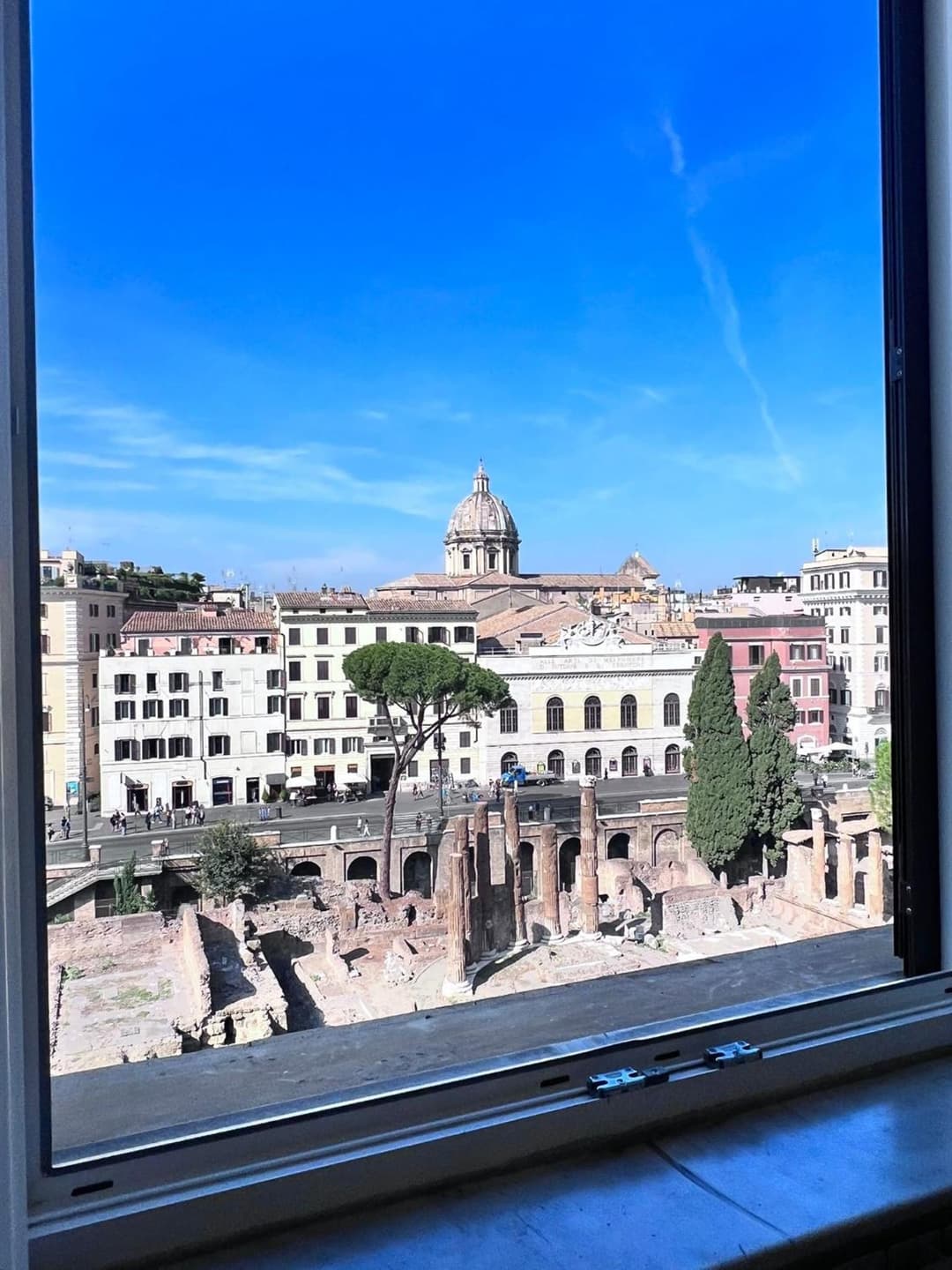 Superior Relais FCollection Temple View — photo 1 of 1