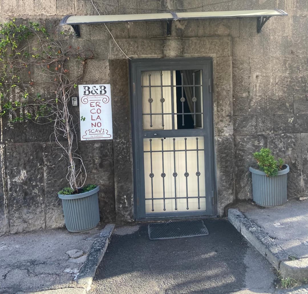 b&b ERCOLANO Scavi — photo 1 of 1
