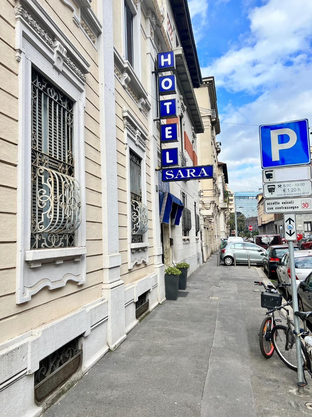 Hotel Sara — photo 1 of 1