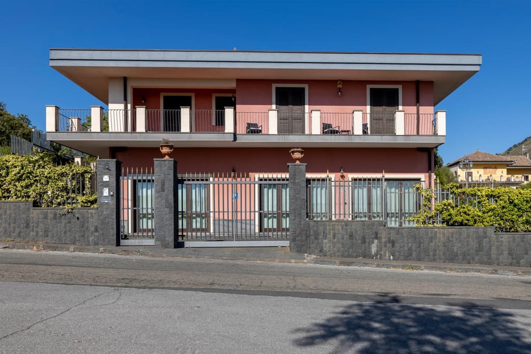Villa Vulcano, tra l'Etna e il mare — photo 1 of 1