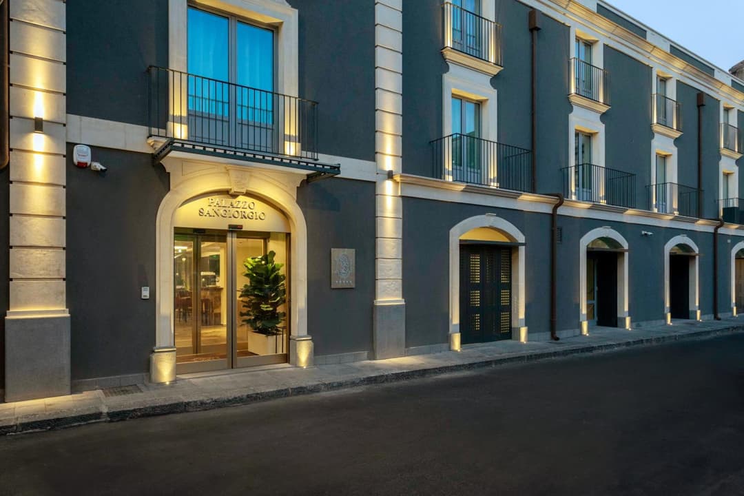 Palazzo Sangiorgio — photo 1 of 1