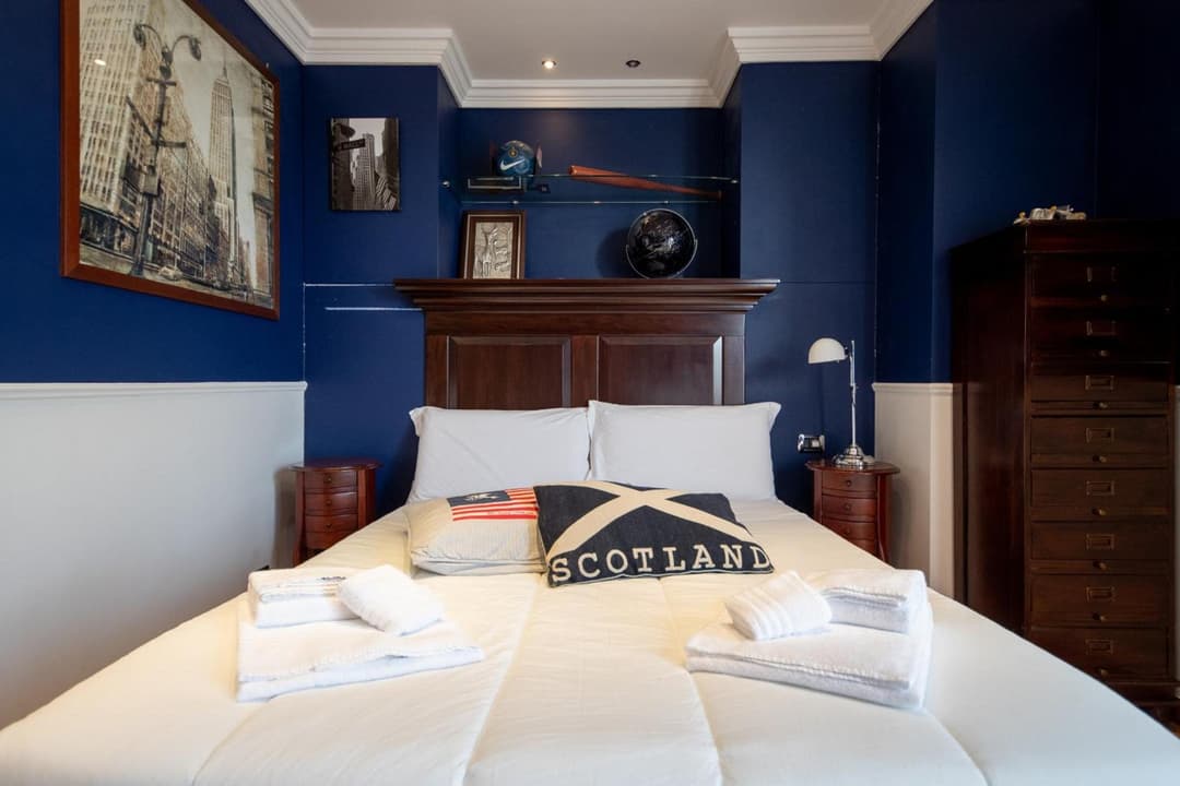 Navy Apartment by Wonderful Italy — photo 1 of 1