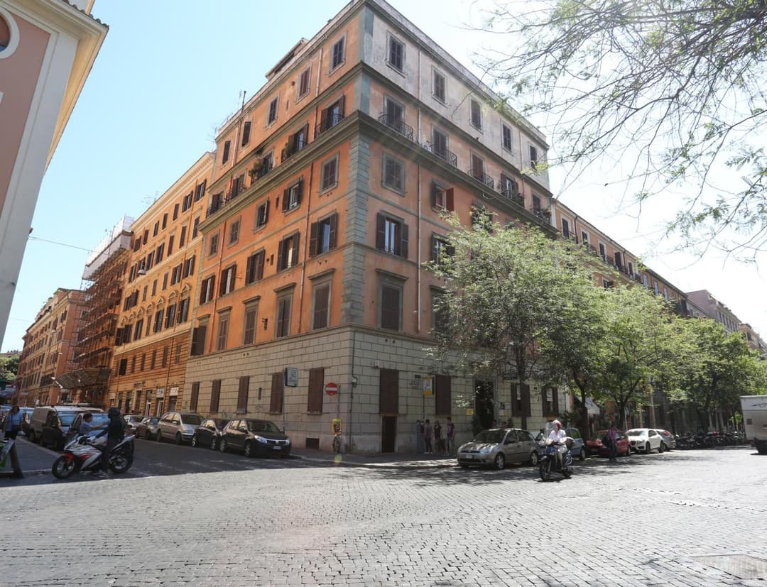 Rome To Stay — photo 1 of 1