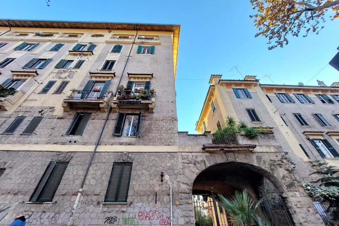YCH-Brand new Vatican flat with terrace — photo 1 of 1
