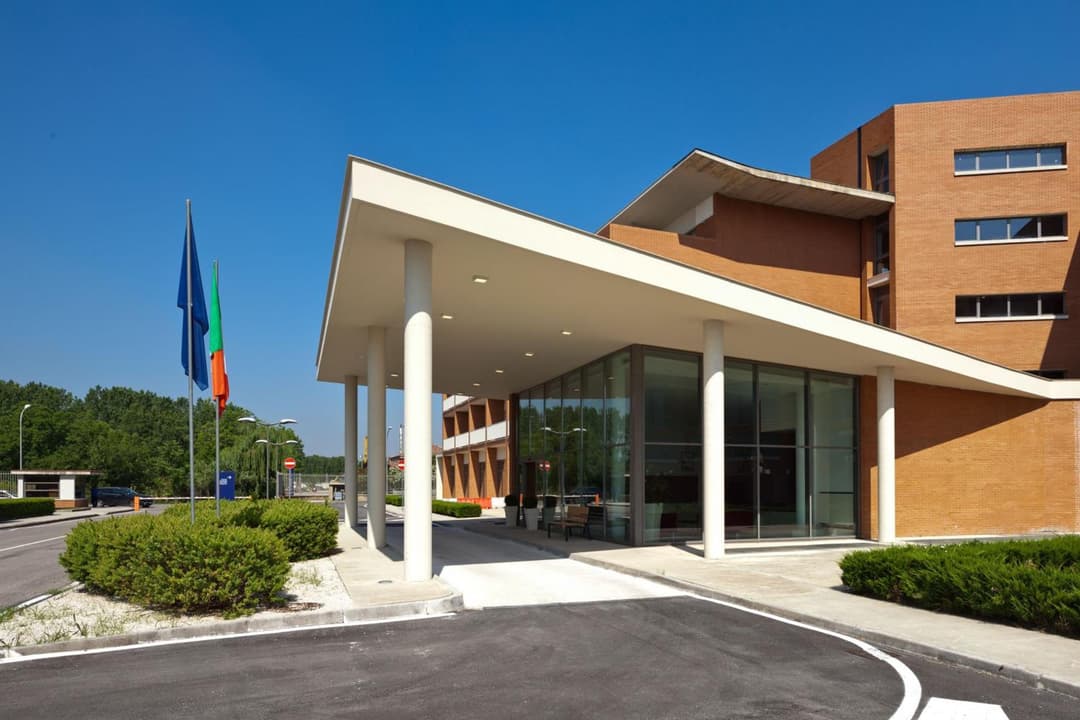 Inn Naples Airport — photo 1 of 1