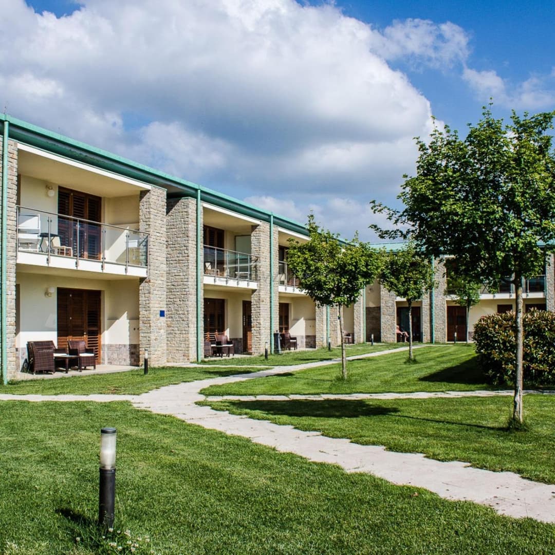Chianti Village - Free Parking & Pool — photo 1 of 1