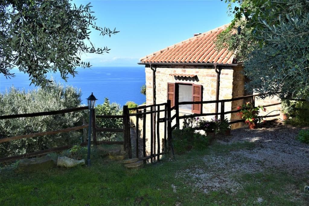 Bellezza In Cilento Panoramic Apts — photo 1 of 1