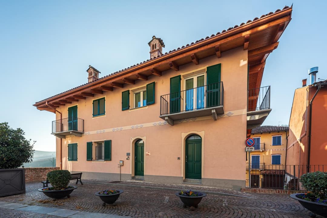 In Piazzetta holiday apartments, Barolo — photo 1 of 33