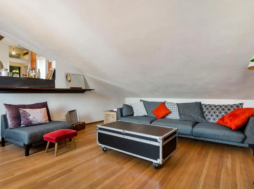Bright and Peaceful Apartment in Historic Palazzo — photo 1 of 1