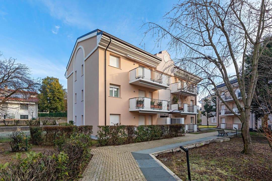 Maisonnette Il Todeschino B12 by Wonderful Italy — photo 1 of 1