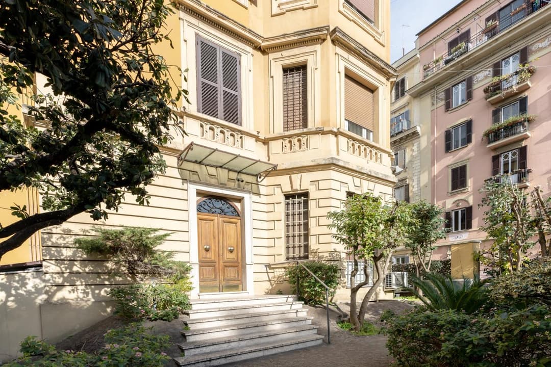 Vatican Apartment Borgo Pio — photo 1 of 1