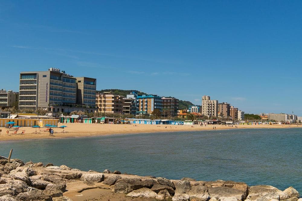 Zara D'Amare a Pesaro 10 metri dalla spiaggia by Yohome — photo 1 of 1