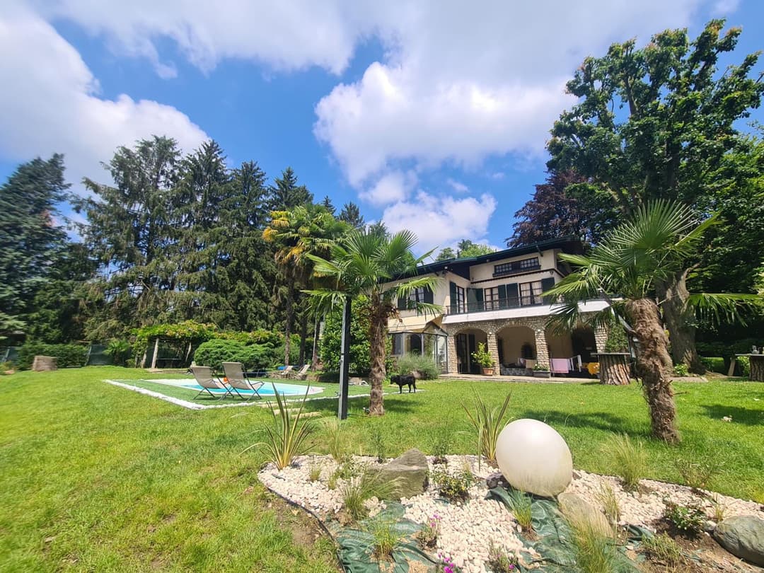 Villa Sofia luxury home between Como and MIlano — photo 1 of 43