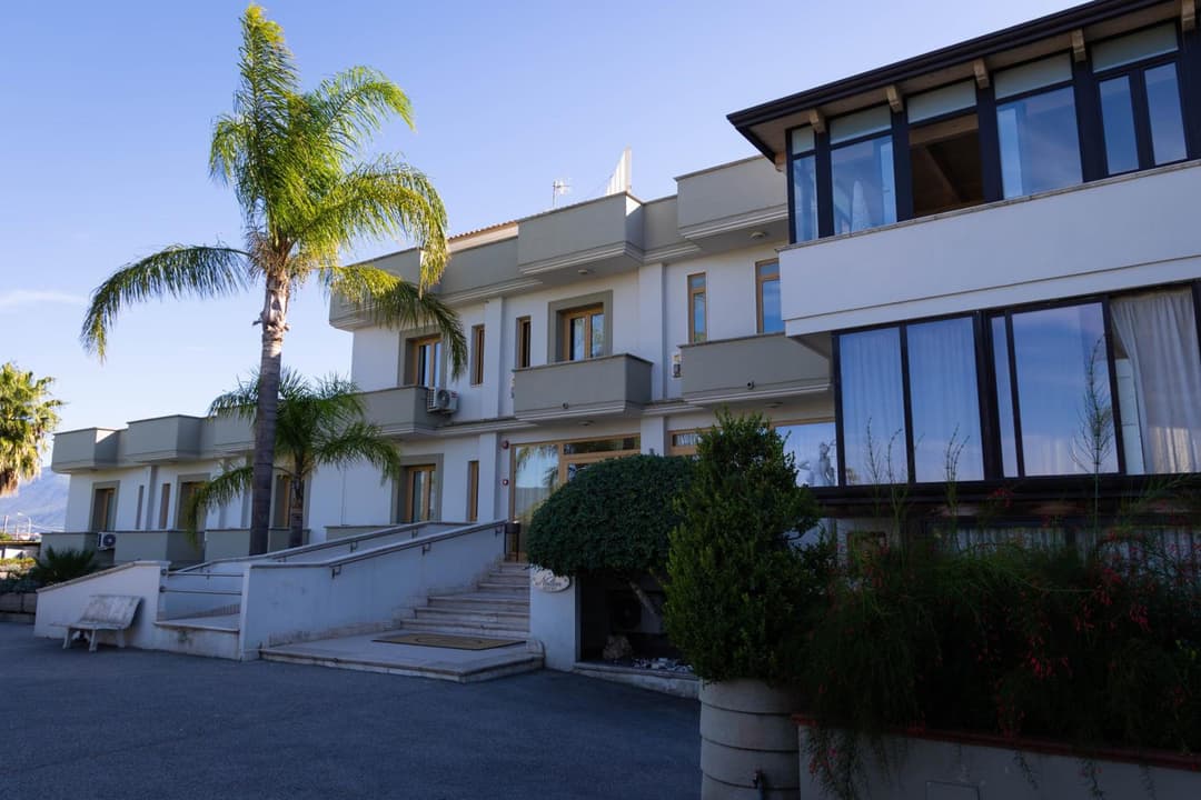 Hotel Nelton — photo 1 of 1