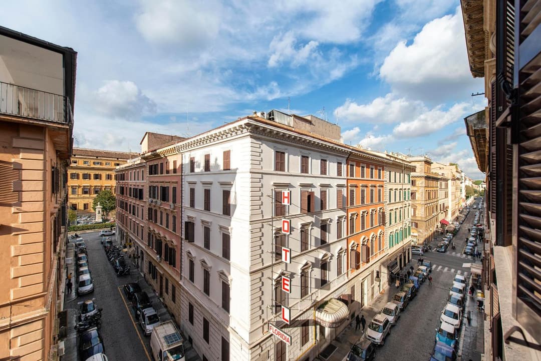 Redseven Rome Apartments — photo 1 of 1