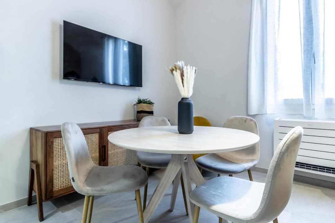 HouSmart Masini 9 int 1 — photo 1 of 25