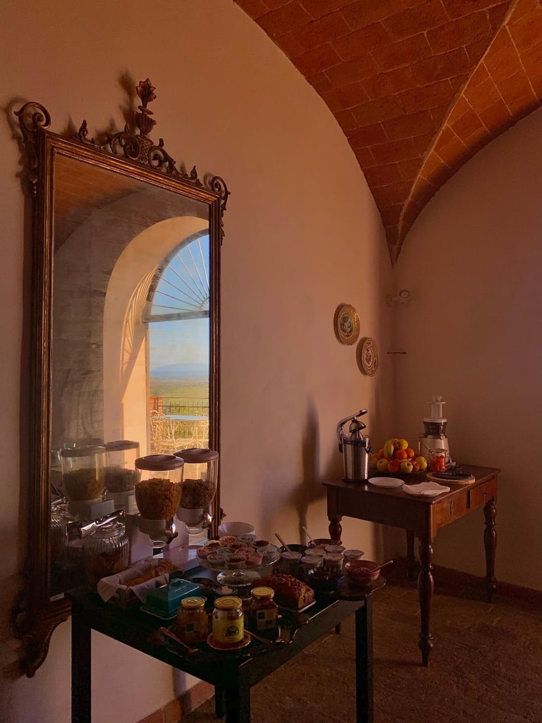 Casa Cerboneschi B&B in a medieval village with Panoramic Tuscan Hills — photo 1 of 1