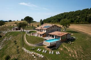 Aura Relais